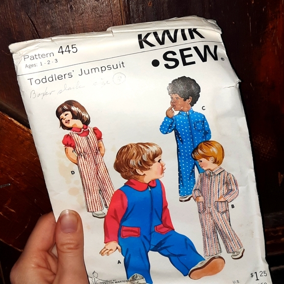 🍀3/15 Vintage Sewing Pattern Toddler's Jumpsuit - Picture 3 of 6